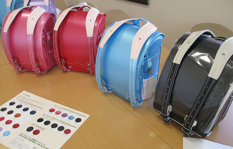 ランドセル贈呈